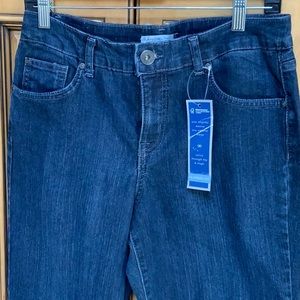 NWT Bandolinoblu classic fit Denim blue Jeans Size 8